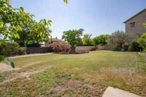 Sumptuous Provencal farmhouse at the foot of the village of Fayence