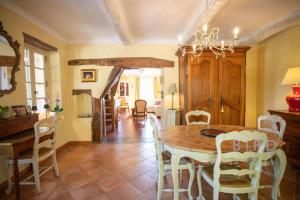 Villas Sumptuous Provencal farmhouse at the foot of the village of Fayence : photos des chambres