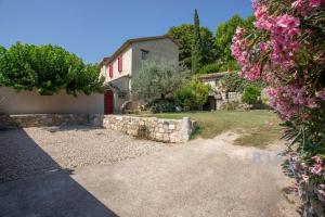Villas Sumptuous Provencal farmhouse at the foot of the village of Fayence : photos des chambres
