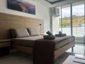 Delightful Sea View Apartment in St Pauls Bay