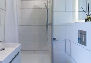 Student Only, Gold Studio Mid Level at SS - Apartamentos, Londres