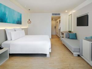 Pullman Pattaya Hotel G