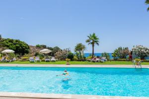 Beachfront apartment Praia dos Aveiros