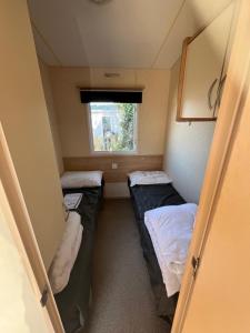 Campings Charmant Mobil-home 3 chambres de Valerie et Hermann Camping 4 etoiles : photos des chambres