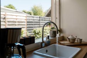 CRASHNSTAY - Julianalaan