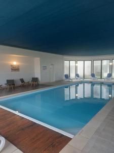 Appartements Appartement vue mer, GR 34 et plage au pied ! : photos des chambres