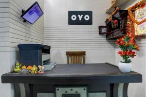 Hotel O Metro Residency