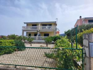 Apartments in Primosten - Sibenik Riviera 45749