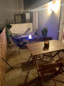 Appartements Alicot superbe T3 Climatisation Internet WiFi Terrasse Coeur historique 70m2 : photos des chambres