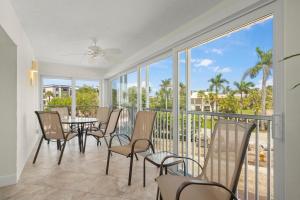 Sanibel Surfside 216