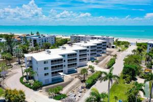 Sanibel Surfside 216
