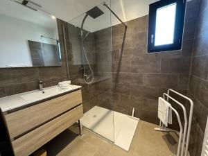 Maisons de vacances Villa Metisse, beach and quiet : photos des chambres