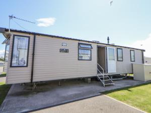 V9 Ty Mawr Holiday Park