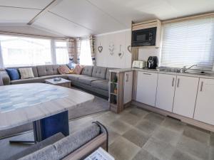 V9 Ty Mawr Holiday Park