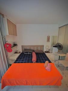 Modern Condo with Full Amenities Bangkok