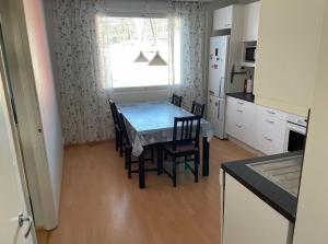 Familyfriendly, charming apartment 3 km to centre