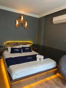 River Deluxe Botıque