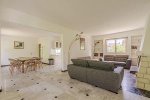 Villas Beautiful House 12 Person 20min Paris - Disney : photos des chambres