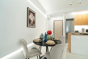 AvenueCentral FamilyBoutique MSLiving