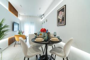 AvenueCentral FamilyBoutique MSLiving