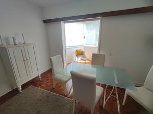 Carcavelos, Cozy 3 bedroom apartment in Cascais