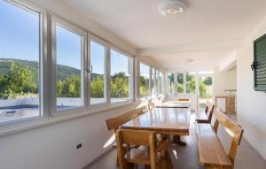 Gorgeous Home In Muc Gornji