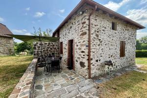 Maisons de vacances Casa Les Combes - Maison typique climatise avec jardin : photos des chambres