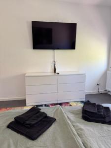 Modernes Zimmer am Campus 3 mit Gemeinschaftsbad