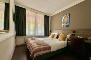 Double or Twin Room with Private Bathroom room in Hotel de Munck