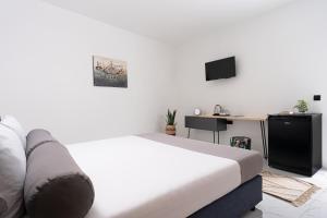 Семеен хотел Golden Place