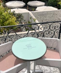 Hotels Hotel De Londres : photos des chambres