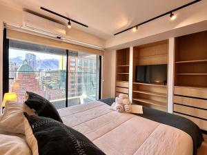 Modernidad y Confort para tu Estancia en el Golf