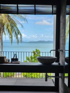 Luxury Beachfront BRAHMA Villa 4 Br at Ta-Ke Residence B