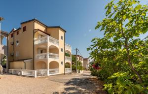 Lovely Apartment In Seline With Wifi
