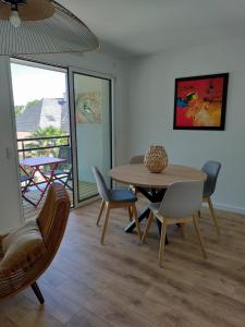 Evasion chic au coeur de la ville et proche plage - Garage privé - Deux chambres