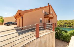 Beach Front Apartment In Krusevo 