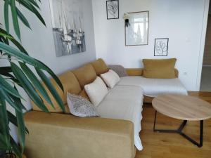 LELU Luxury with Sea Views near Centre and Bačvice Beach