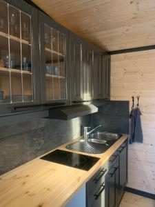Cottage with sauna and kayaks