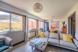 LHospice, T3 avec terrasse, 10min de la gare