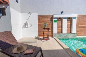 Sua Casa Perfeita c 4 SuĂtes e Piscina Aquecida