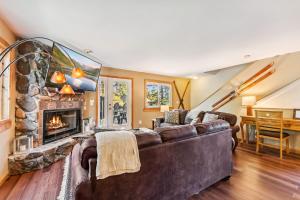 Broken Lance Escape Private Hot Tub