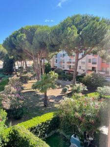 Coté quai du Cap dagde - Parking - Histoire de clés