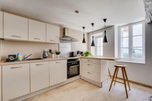 La Porte de la Cité, Maison Historique Vue Château