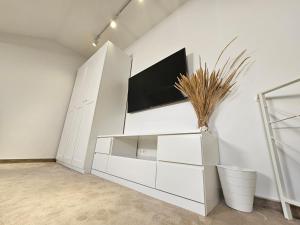 V93 Apartments
