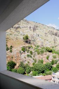 Liora Seaview Apartments