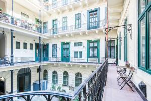 Cute & Compact Central Retreat