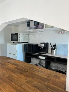 Maisons de vacances Petite maison en pleine nature a 10 km des plage de Cannes : photos des chambres