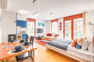 River View - Sunny - Comfy