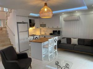 Ekin Villa with Pool in Hisarönu,Ölüdeniz