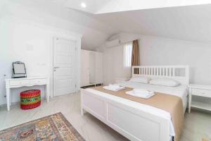 Ekin Villa with Pool in Hisarönu,Ölüdeniz